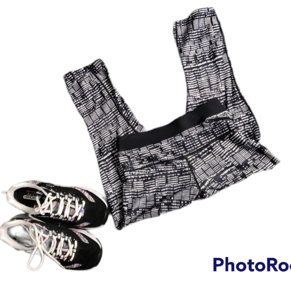 Nike Dri Fit Just Do It Pocket cropped Adjustable waist athletic leggings - Picture 5 of 7